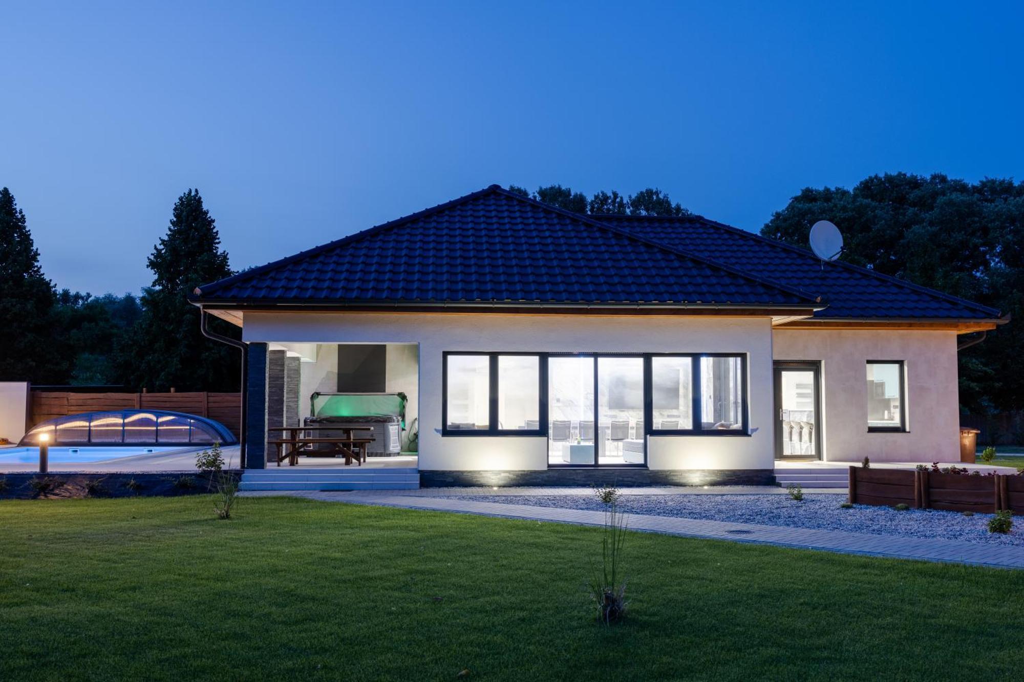Mitosz Apartman Gyomaendrod Ngoại thất bức ảnh